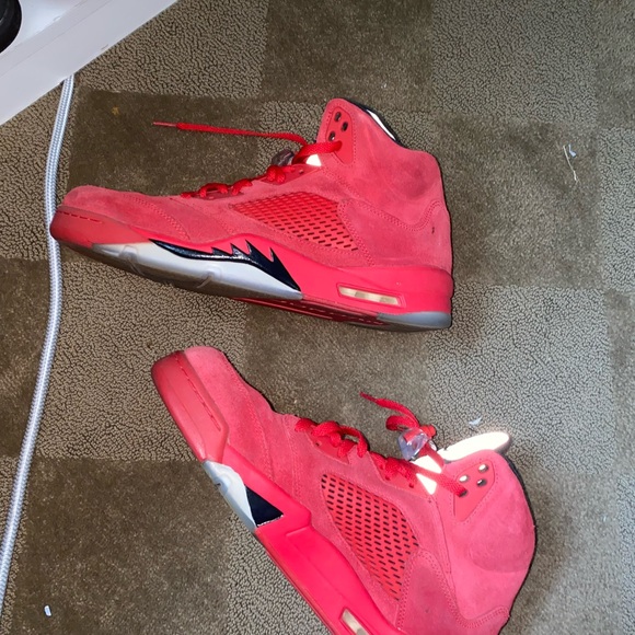 JORDAN 5 RETRO RED SUEDE - Picture 3 of 3